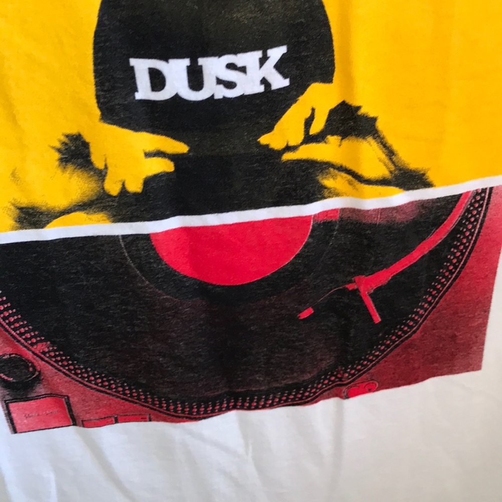 Dusk Music DJ T-shirt Size Small - Picture 5 of 6